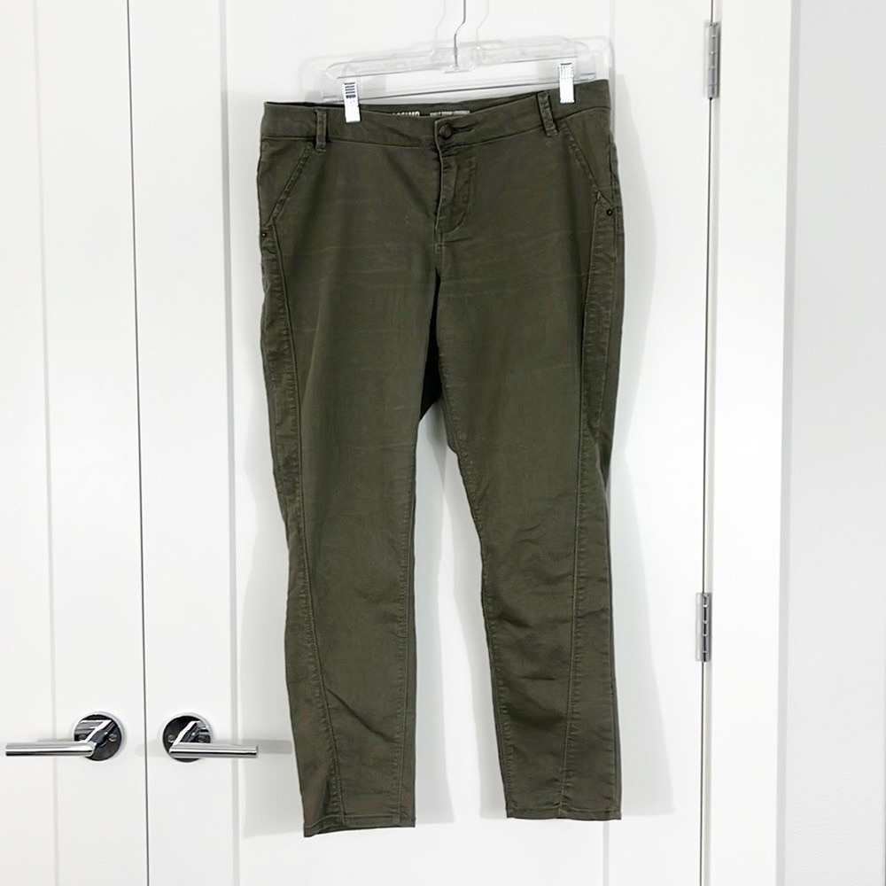 Mossimo Size 17 Green Ankle Denim Leggings Pants
